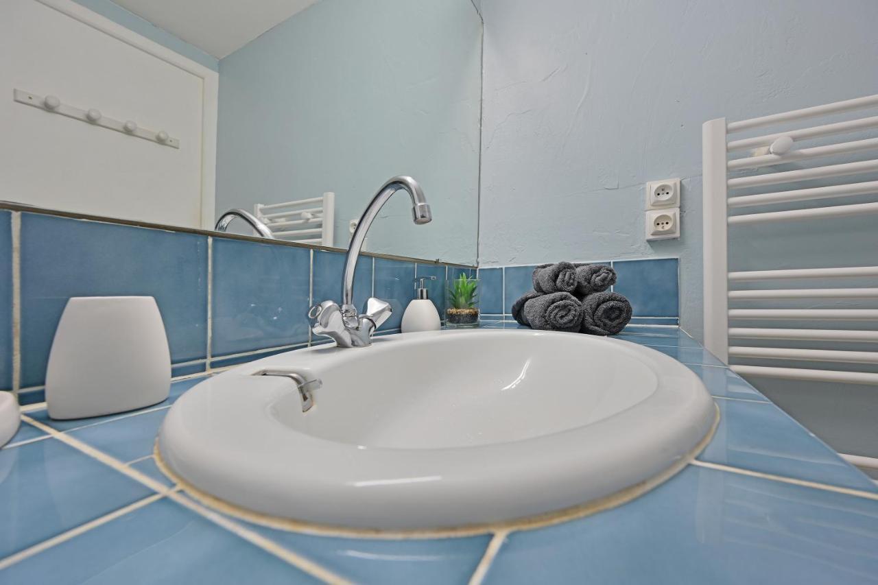Appartement Au Calme En Plein Centre-Ville 尼姆 外观 照片